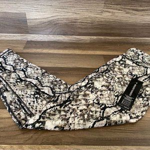 kyodan leggings High Rise Snake Print Size Small